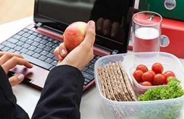 Ofis çalışanları için 5 önemli beslenme kuralı